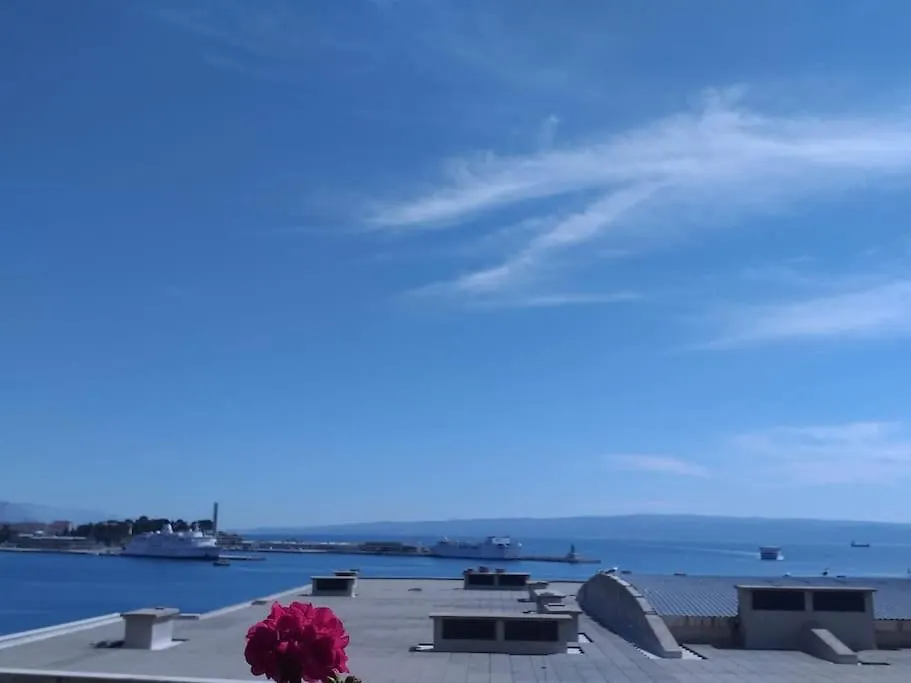 Amazing View Near The City Center Split 0*,